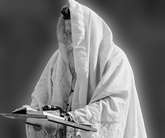 Praying under Tallith